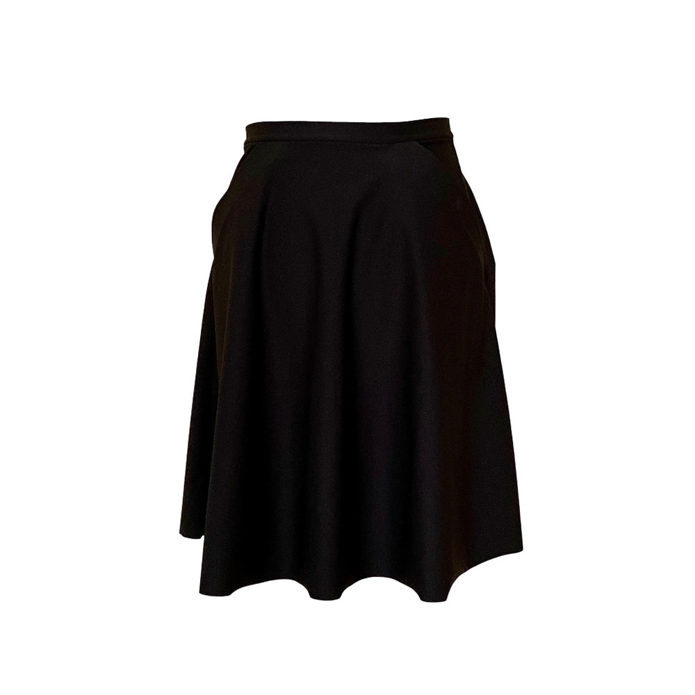 Lululemon “Get It On” Skirt Sz 6 Charcoal Grey